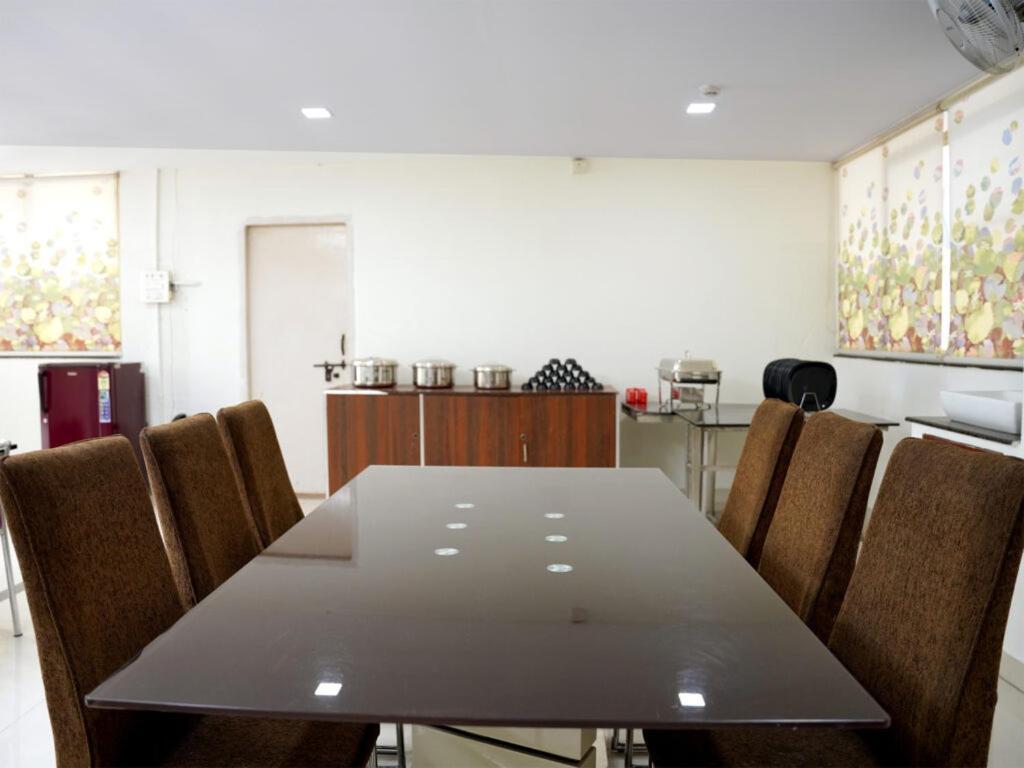 Unique Homestays Kondapur  Екстер'єр фото